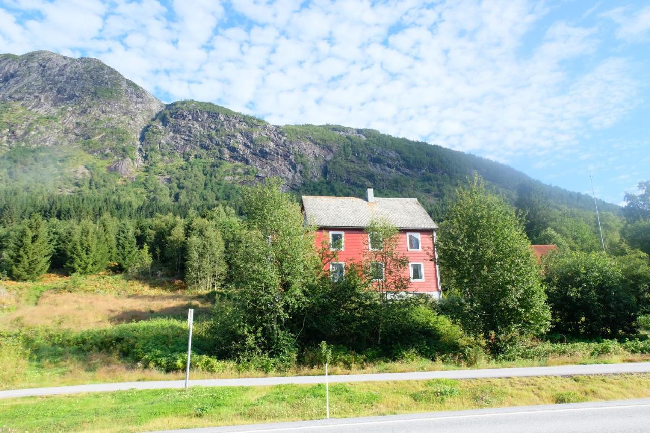 Lake View Holiday Stay In Jolster Ardal  Exterior photo
